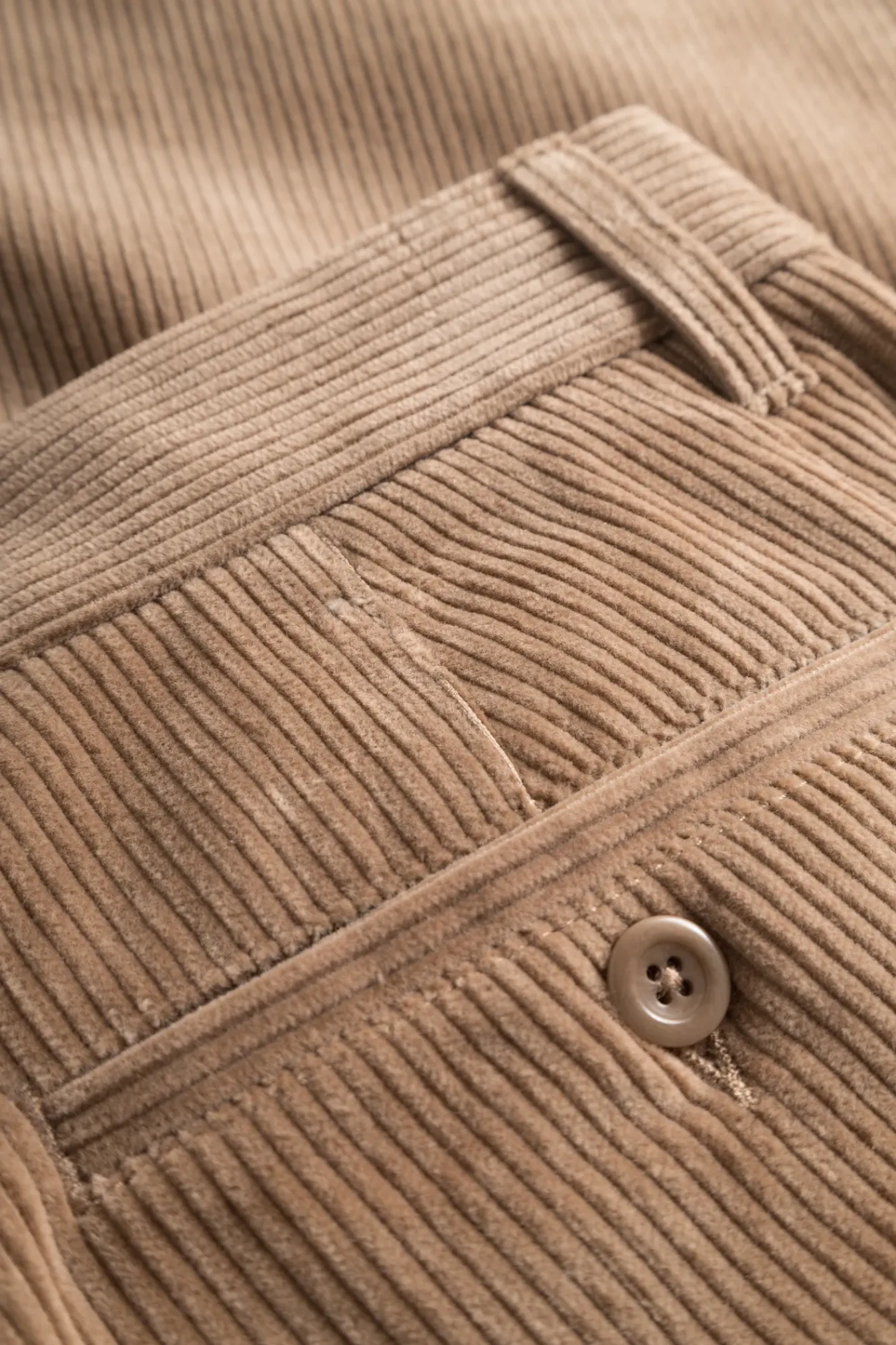 TROUSERS^Norse Projects Aros Regular Wide Wale Corduroy Chino Utility Khaki
