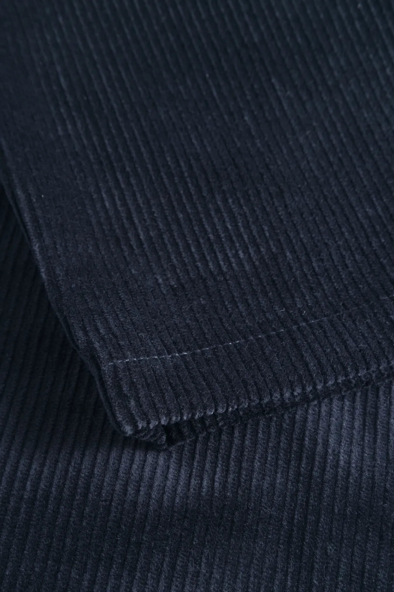 TROUSERS^Norse Projects Aros Regular Wide Wale Corduroy Chino Dark Navy