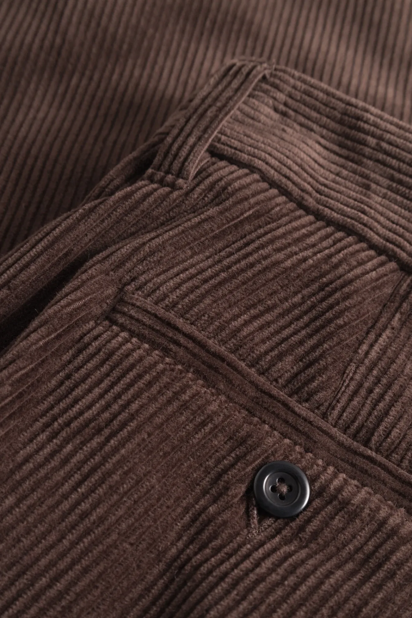 TROUSERS^Norse Projects Aros Regular Wide Wale Corduroy Chino Espresso