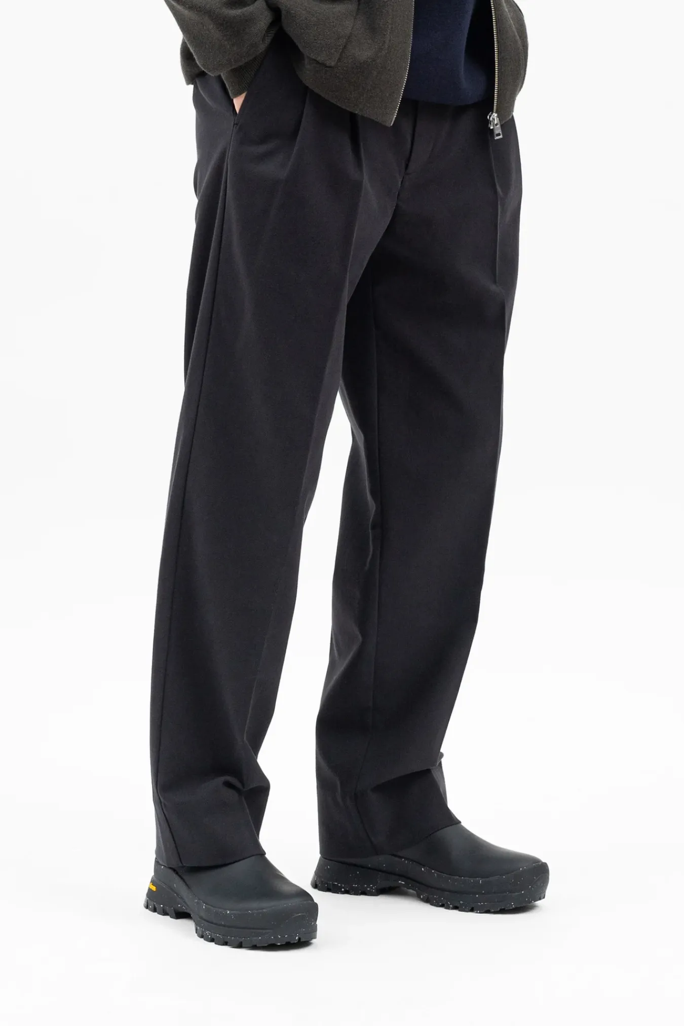 TROUSERS^Norse Projects Benn Relaxed Pleated Trouser Black