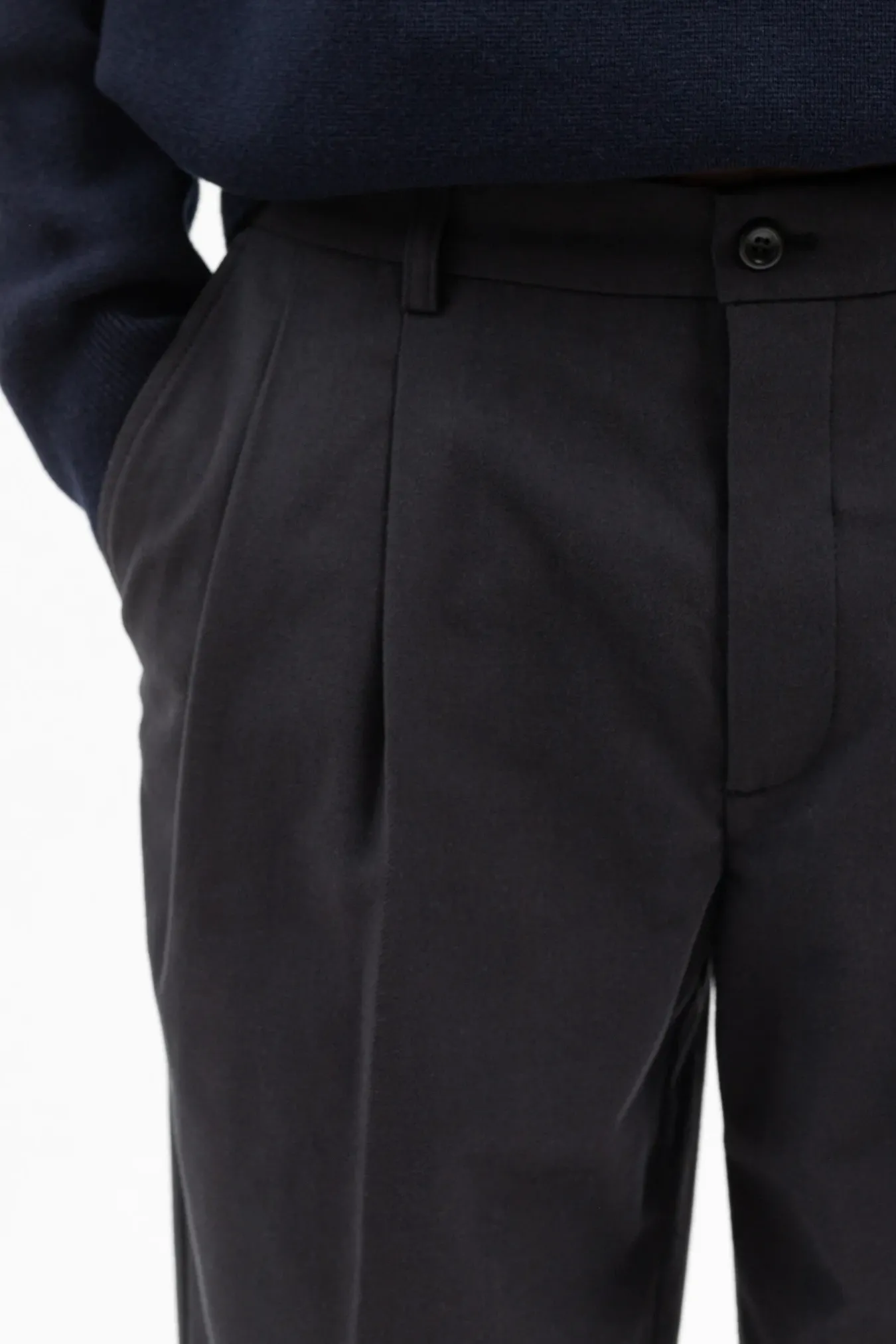 TROUSERS^Norse Projects Benn Relaxed Pleated Trouser Black