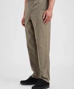 TROUSERS^Norse Projects Ezra Relaxed Solotex Twill Trouser Sediment Green
