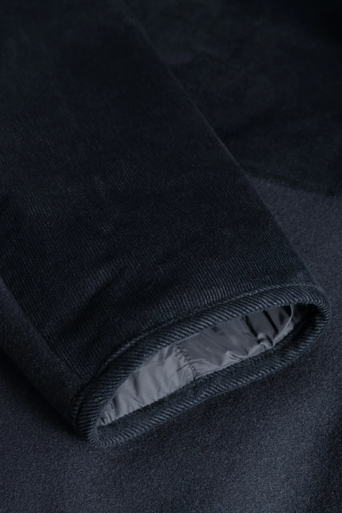 OUTERWEAR^Norse Projects Hakon Solotex Corduroy Dark Navy