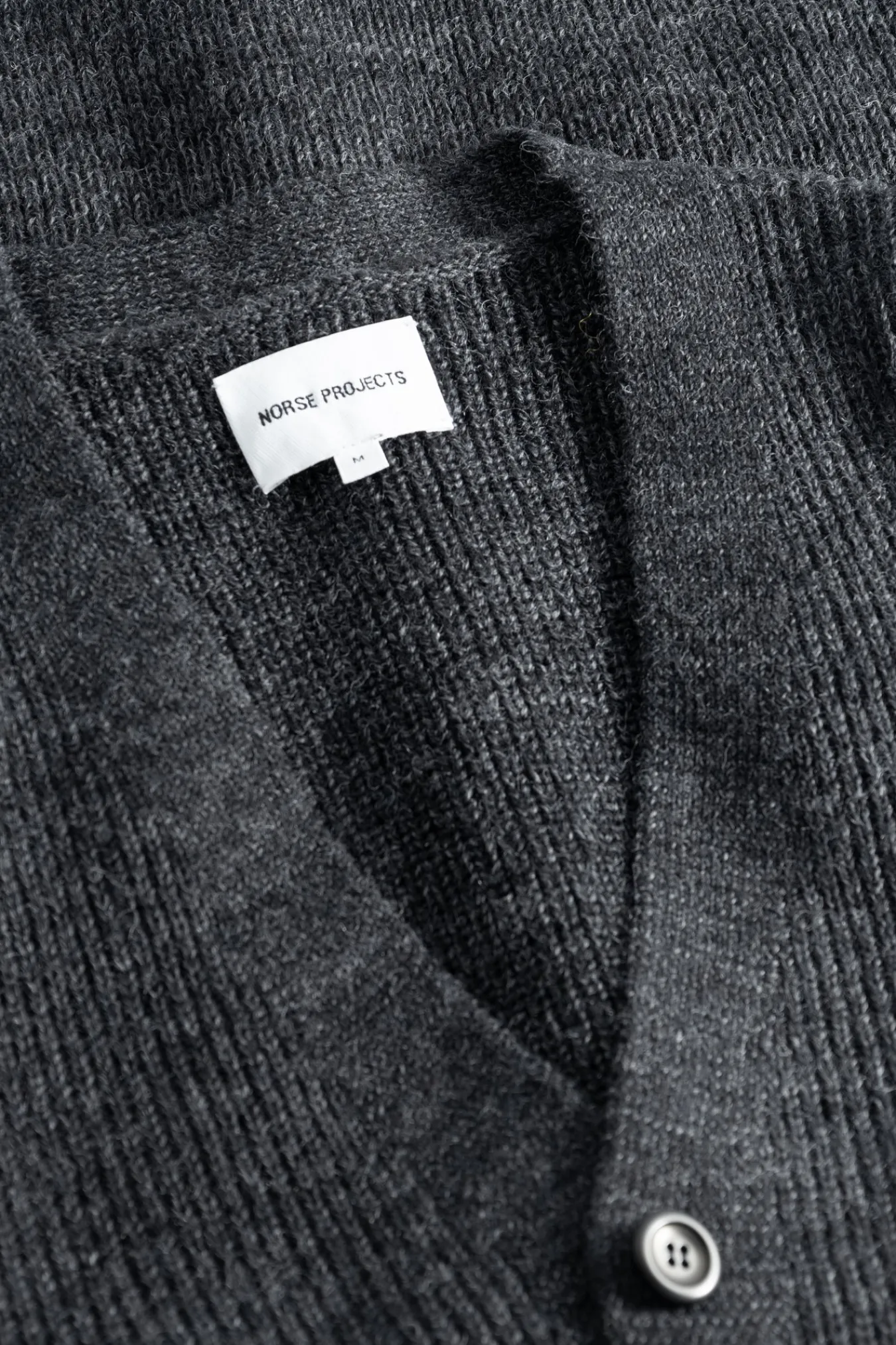 KNITWEAR^Norse Projects Loki Wool Cotton Rib Cardigan Dark Grey Melange