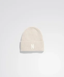 BEANIES^Norse Projects Merino Lambswool Rib N Logo Beanie Oatmeal