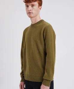 KNITWEAR^Norse Projects Norse Standard Merino Lambswool Sweater Sitka Green