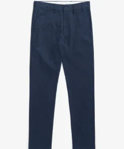 TROUSERS^Norse Projects Norse Standard Slim Chino Dark Navy