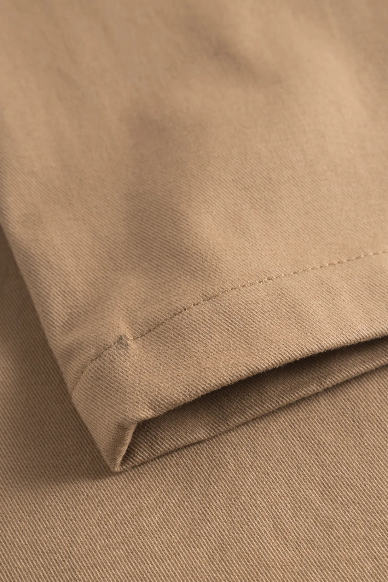 TROUSERS^Norse Projects Norse Standard Slim Chino Utility Khaki