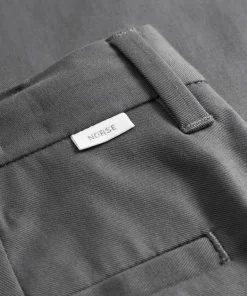 TROUSERS^Norse Projects Norse Standard Slim Chino Magnet Grey