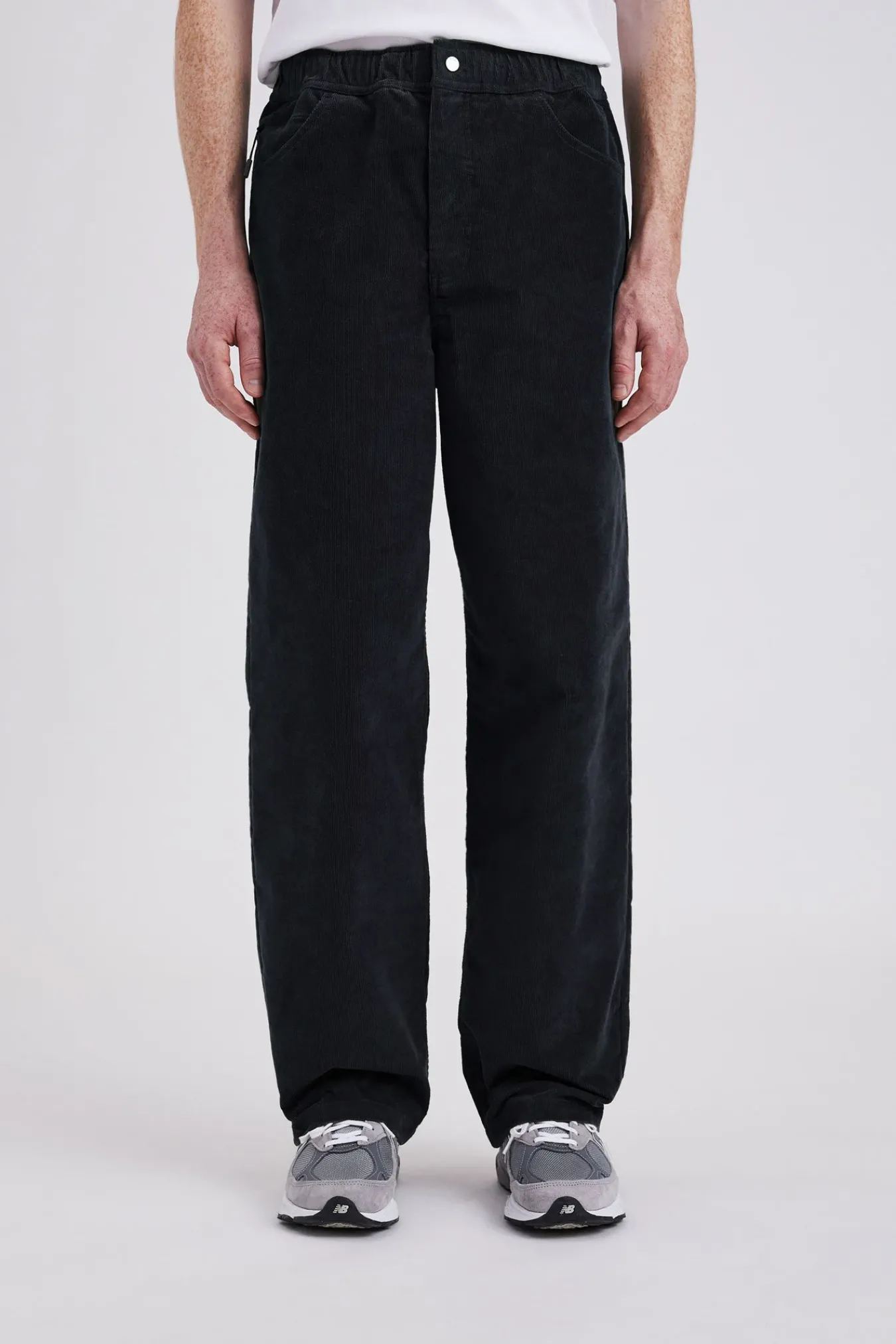 TROUSERS^Norse Projects Ragnar Relaxed Solotex Corduroy Pant Dark Navy