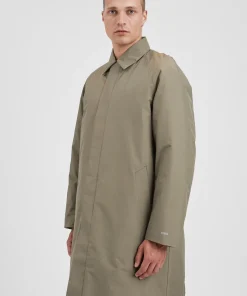 OUTERWEAR^Norse Projects Vargo Gore-Tex Windstopper Raglan Mac Sediment Green