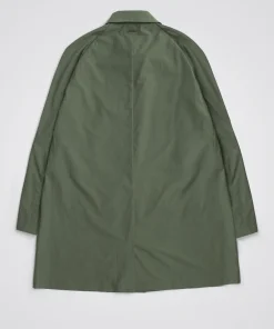OUTERWEAR^Norse Projects Vargo Travel Light Raglan Mac Spruce Green